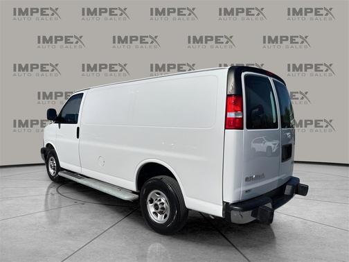 2023 GMC Savana 2500 Work Van