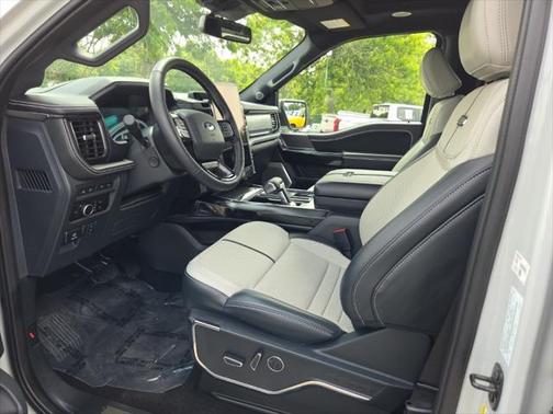 2024 Ford F-150 Lightning Platinum