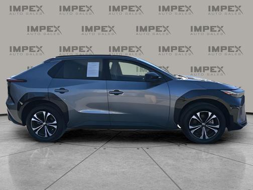 2024 Toyota bZ4X XLE