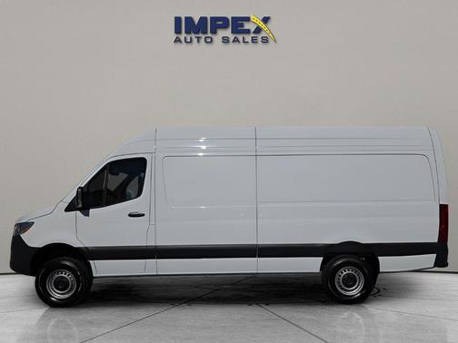 2025 Mercedes-Benz Sprinter 2500 High Roof
