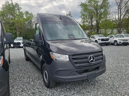 2025 Mercedes-Benz Sprinter 2500 High Roof