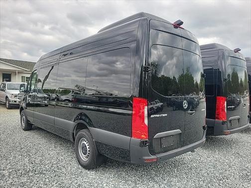 2025 Mercedes-Benz Sprinter 2500 High Roof