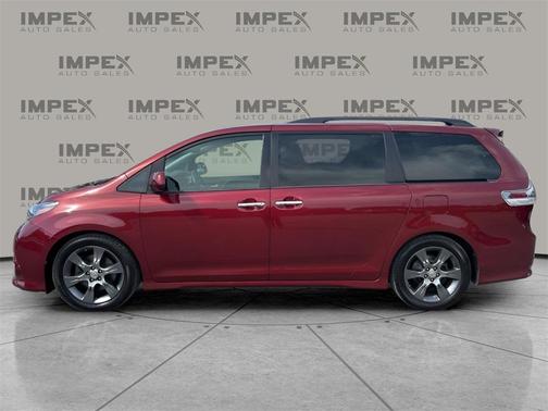 2015 Toyota Sienna SE