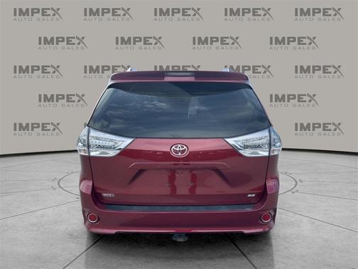 2015 Toyota Sienna SE