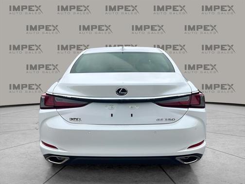 2022 Lexus ES 350 Base