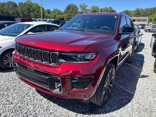Velvet Red Pearlcoat 2023 Jeep Grand Cherokee L Overland