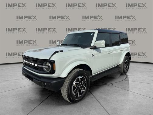 2024 Ford Bronco Outer Banks