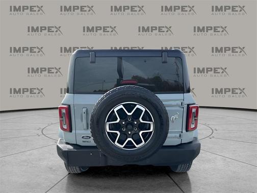 2024 Ford Bronco Outer Banks