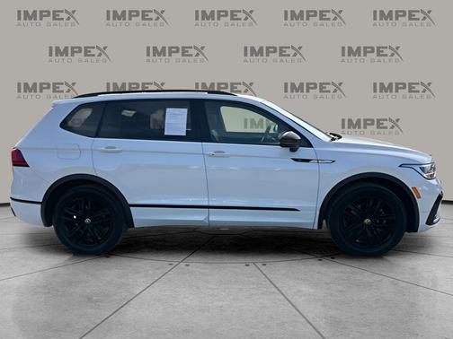 2022 Volkswagen Tiguan 2.0T SE R-Line Black 4MOTION
