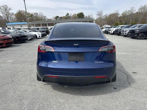 2022 Tesla Model Y Performance Dual Motor All-Wheel Drive