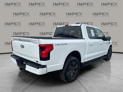 2024 Ford F-150 Lightning Flash