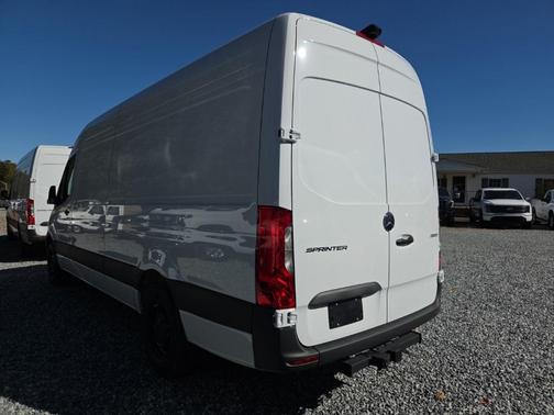 2025 Mercedes-Benz Sprinter 2500 High Roof