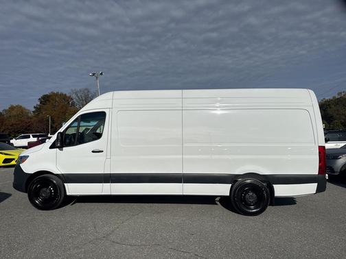 2025 Mercedes-Benz Sprinter 2500 High Roof