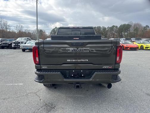 2022 GMC Sierra 2500 AT4