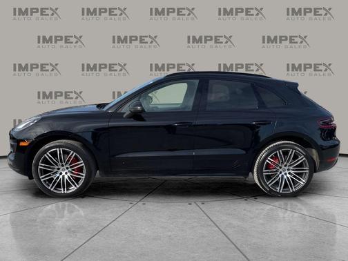 2017 Porsche Macan Turbo