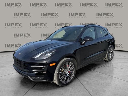 2017 Porsche Macan Turbo