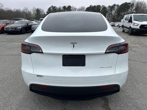 2023 Tesla Model Y Long Range Dual Motor All-Wheel Drive