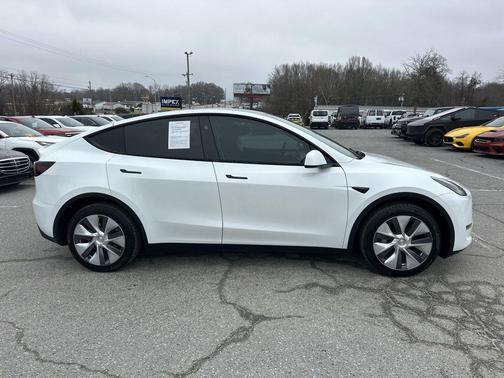 2023 Tesla Model Y Long Range Dual Motor All-Wheel Drive