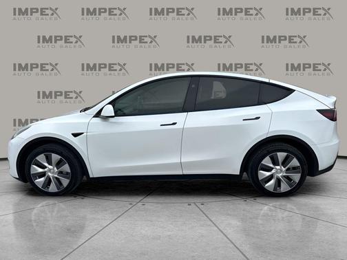 2023 Tesla Model Y Long Range Dual Motor All-Wheel Drive