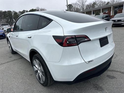 2023 Tesla Model Y Long Range Dual Motor All-Wheel Drive