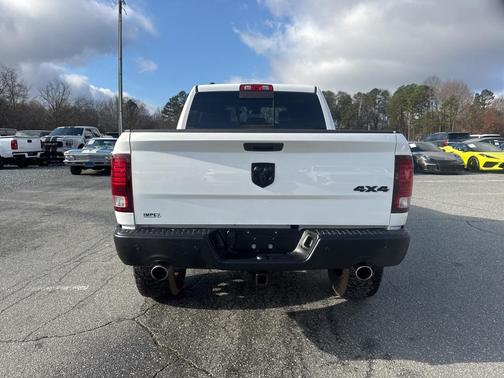 2019 RAM 1500 Classic Warlock Crew Cab 4x4 5'7' Box