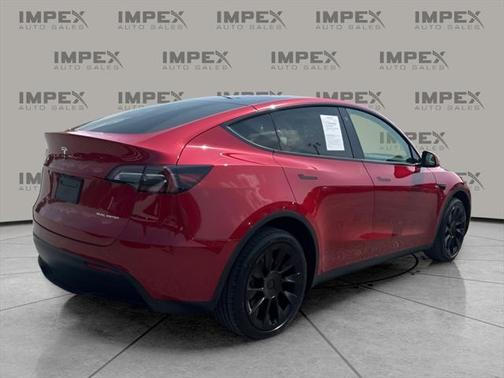 2022 Tesla Model Y Long Range Dual Motor All-Wheel Drive