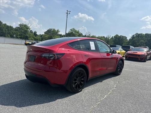 2022 Tesla Model Y Long Range Dual Motor All-Wheel Drive