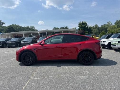 2022 Tesla Model Y Long Range Dual Motor All-Wheel Drive