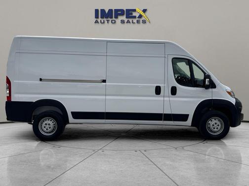 Bright White Clearcoat 2026 RAM ProMaster 2500 Tradesman