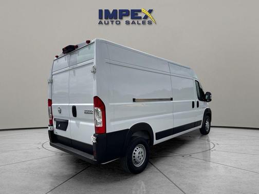 Bright White Clearcoat 2026 RAM ProMaster 2500 Tradesman