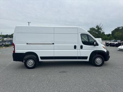 2025 RAM ProMaster 2500 Tradesman