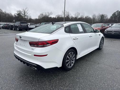2020 Kia Optima EX