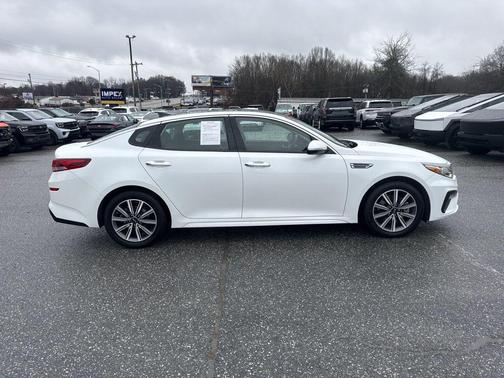 2020 Kia Optima EX