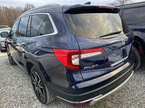 2019 Honda Pilot Touring 8-Passenger