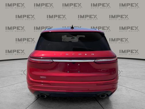 RED CARPET MET TC 2022 Lincoln Corsair Grand Touring