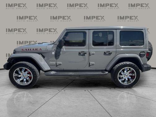 Sting-Gray Clearcoat 2020 Jeep Wrangler Unlimited Sahara