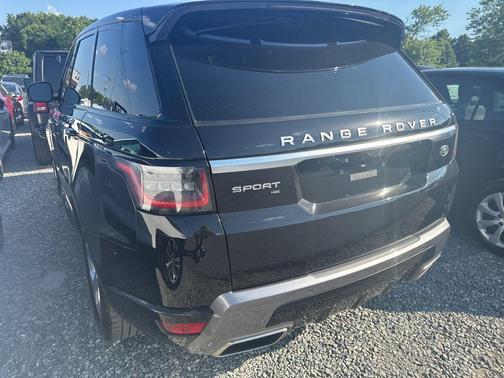 Black 2020 Land Rover Range Rover Sport HSE