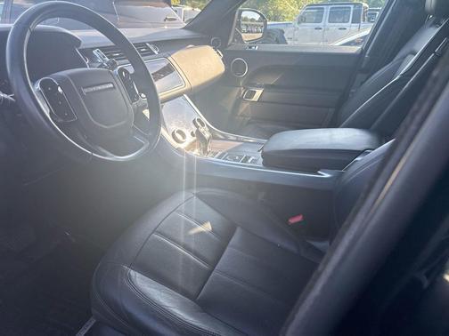 Black 2020 Land Rover Range Rover Sport HSE