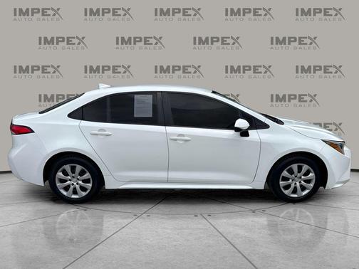 White 2022 Toyota Corolla LE