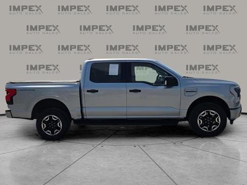 2023 Ford F-150 Lightning XLT