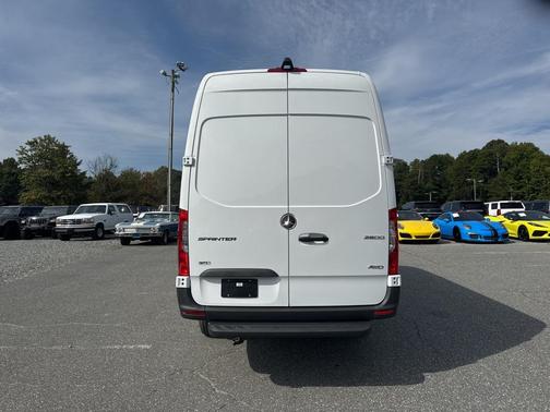 2025 Mercedes-Benz Sprinter 2500 High Roof