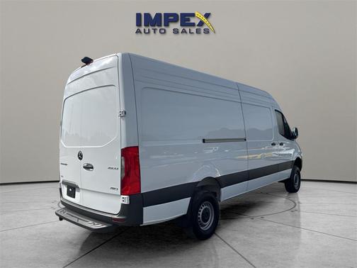2025 Mercedes-Benz Sprinter 2500 High Roof