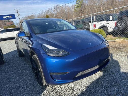 2024 Tesla Model Y Long Range Dual Motor All-Wheel Drive
