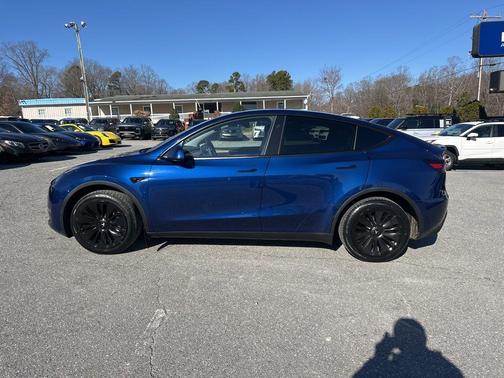 2024 Tesla Model Y Long Range Dual Motor All-Wheel Drive