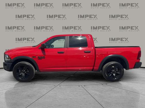 Flame Red Clearcoat 2022 RAM 1500 Classic Warlock Crew Cab 4x4 5'7' Box