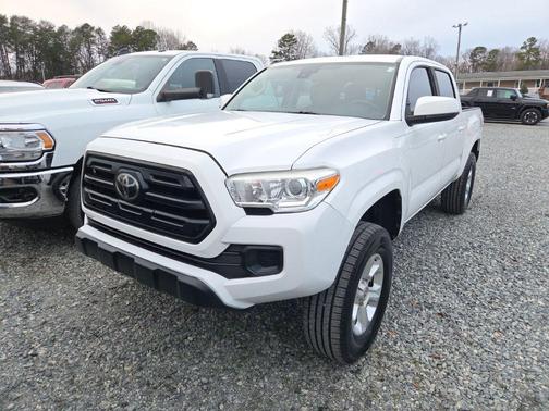 2019 Toyota Tacoma SR