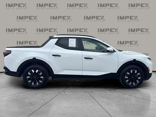 Atlas White 2025 Hyundai SANTA CRUZ SEL