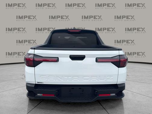 Atlas White 2025 Hyundai SANTA CRUZ SEL