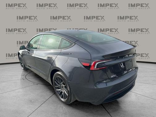 2025 Tesla Model 3 Long Range