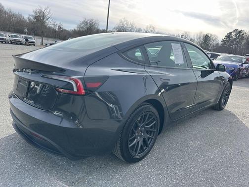 2025 Tesla Model 3 Long Range